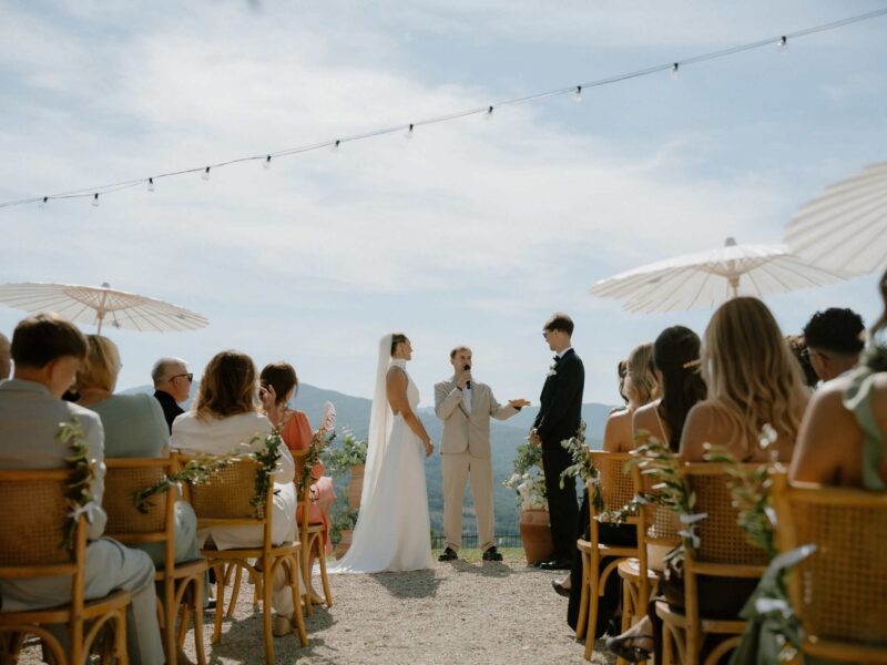 Po 9 metų renginių vedimo – vestuvės, kurios viską sustatė į vietas